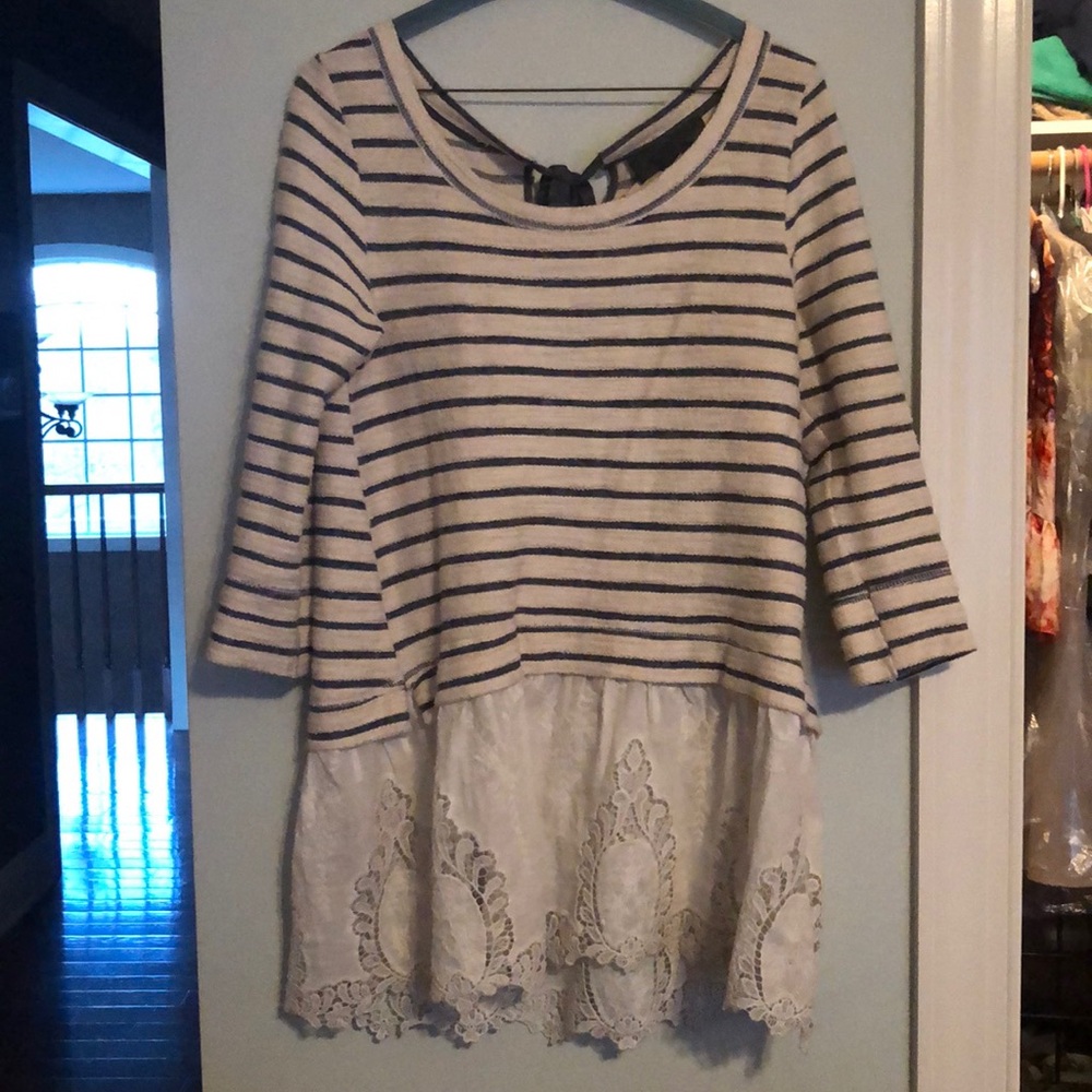 Anthropologie sweater with lace bottom